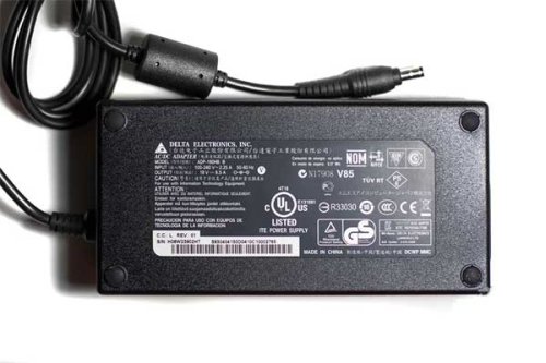 Originál AC Adaptér Nabíječka Clevo P671RG-G 180W